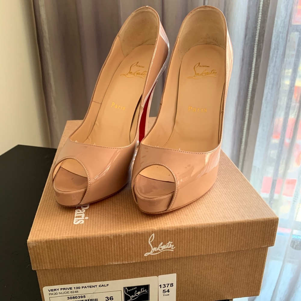 Very Prive 120 Patent Nude